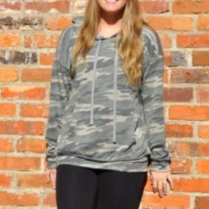 Hooded Sweatshirt, Camo (87% Polyest / 4% Spandex)